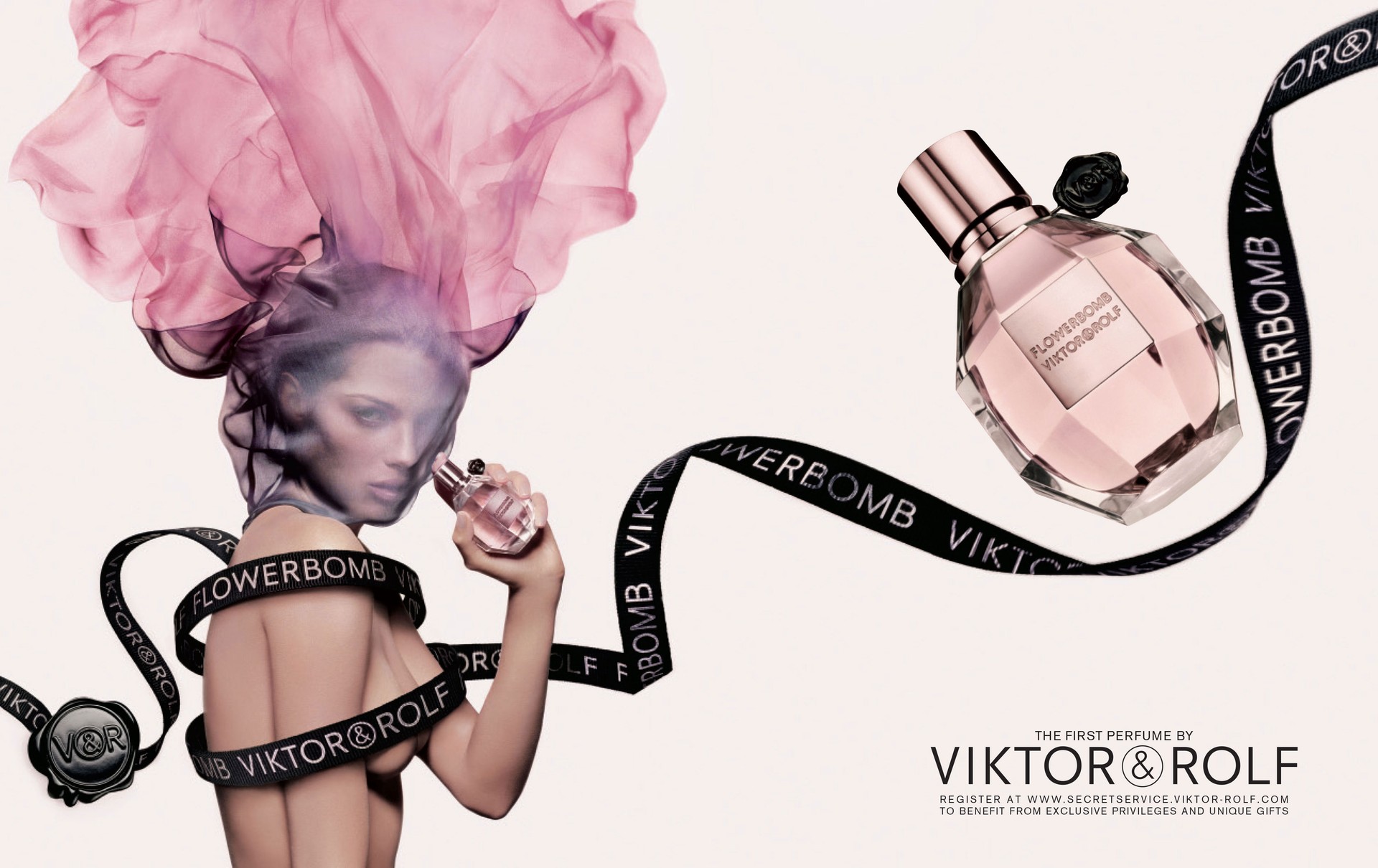 Nước hoa Flowerbomb Viktor & Rolf